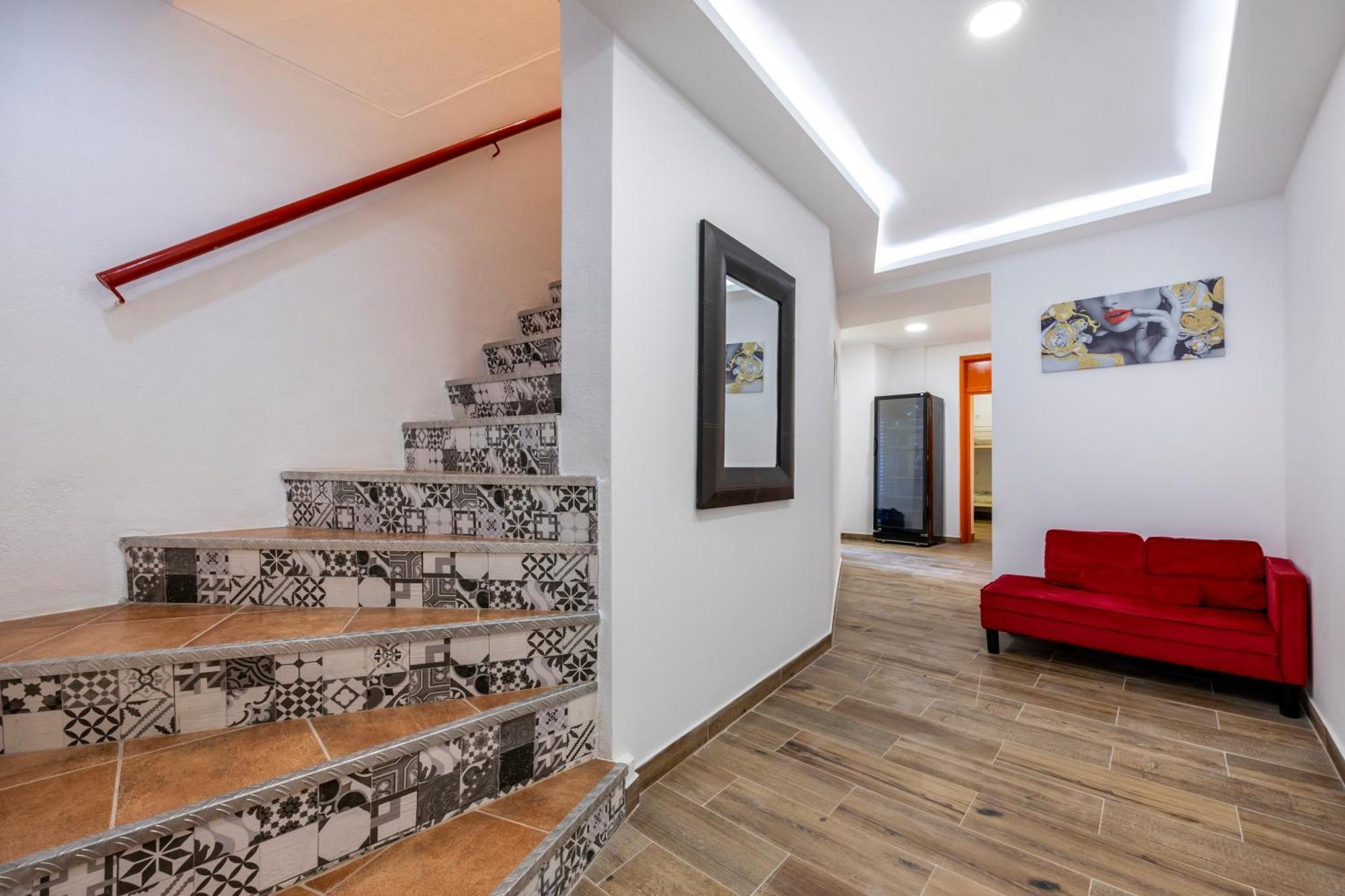 The Macarena Beach Hostel Lagos Exterior foto